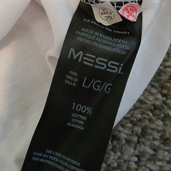 Messi Collection Lionel Messi "Greatest Of All Time" T-Shirt Men's Large (NWT) - Picture 4 of 4